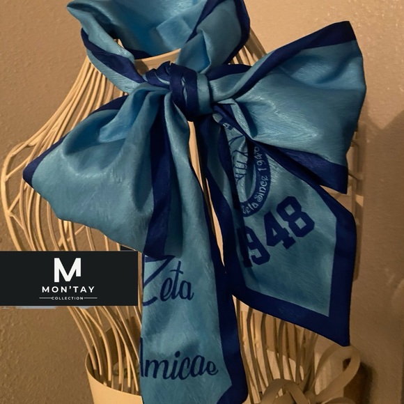 Brand new Zeta Amicae scarf bow tie stole can be worn either way - Picture 1 of 3